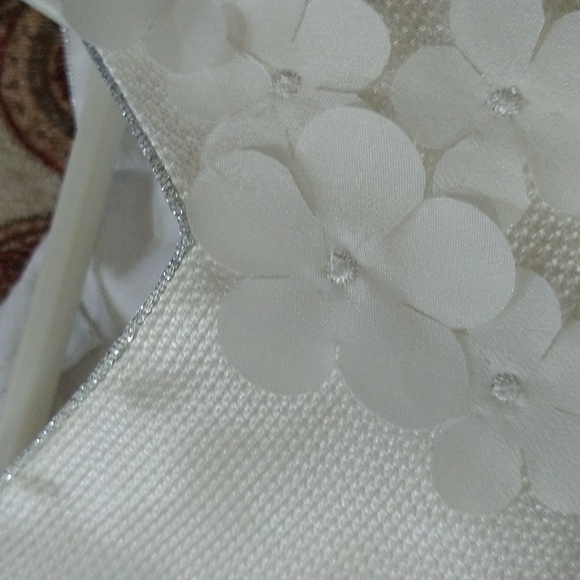 Size 5 Baby A white floral silver baptism christening gown party dress - Picture 16 of 16